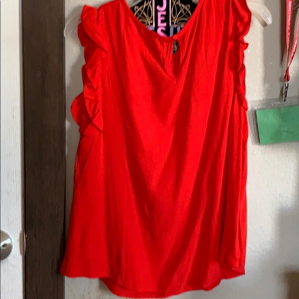 Red blouse - Picture 2 of 2